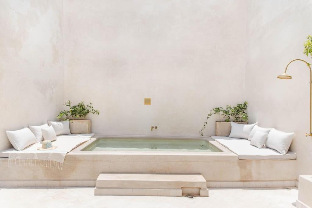 Riad Vivre - Design Boutique Riad In Marrakech Marrakesh Exteriör bild